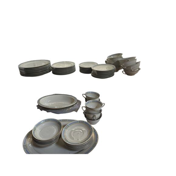 Noblesse by Community Bavarian China • Vintage Tableware 67 pieces - Picture 3 of 16